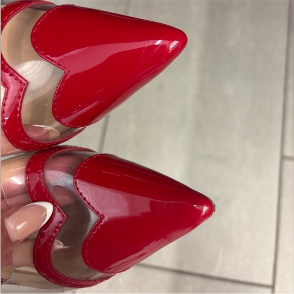 A New Day Red and Hearted Shape Pointed Toe Kittten Heels - Picture 2 of 4